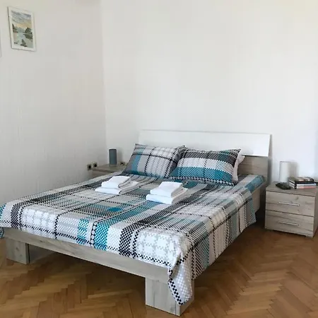 Katarina Apartment *