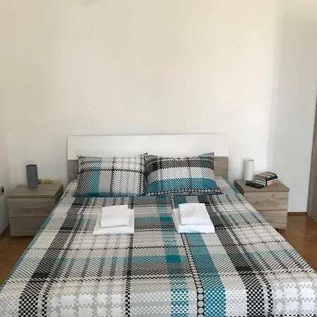 Katarina Apartment *